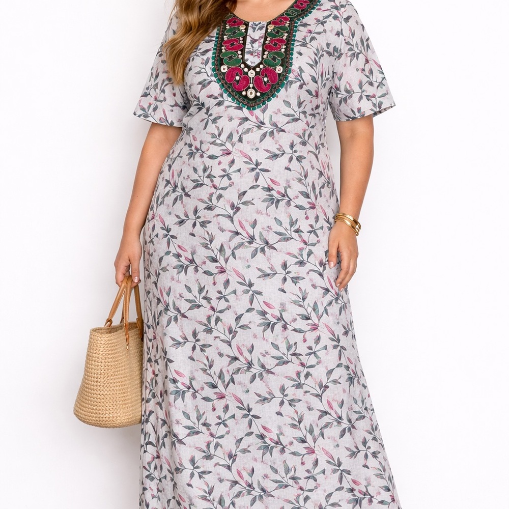 Chic Embroidered Floral Maxi Dress